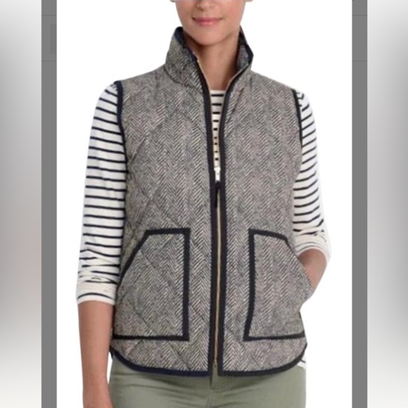 NWOT JCREW Herringbone puffer vest black and cream Size XS - Picture 4 of 10